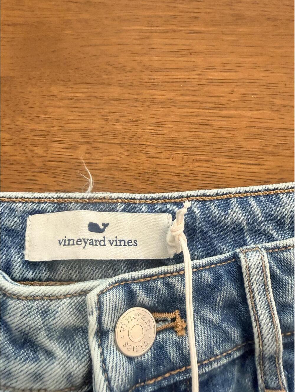 Vineyard Vines Light Wash Straight Leg Jeans with 15.5 Inch Waist - Picture 4 of 7